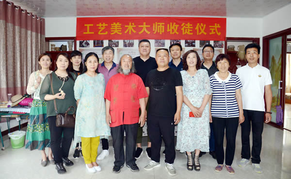 合影600