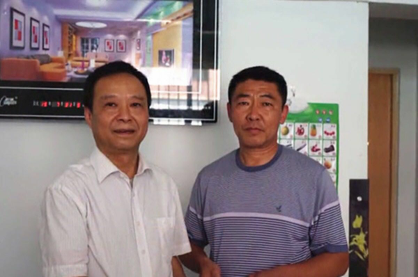 张宁东合影 张宁东合影