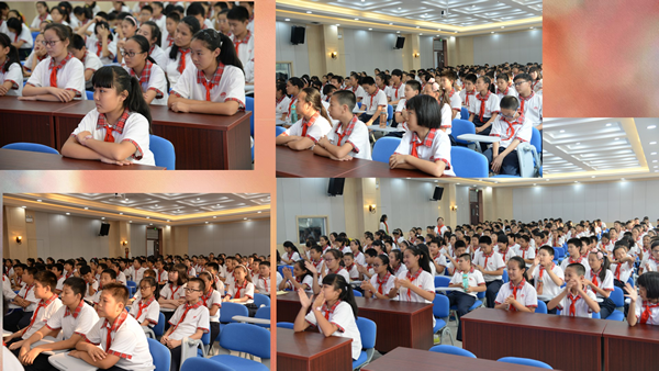 学生听讲拼图600