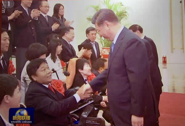 习主席接见600