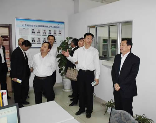 参观航卫500