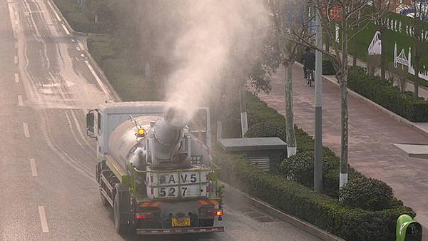 雾炮车600