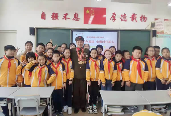 合影600