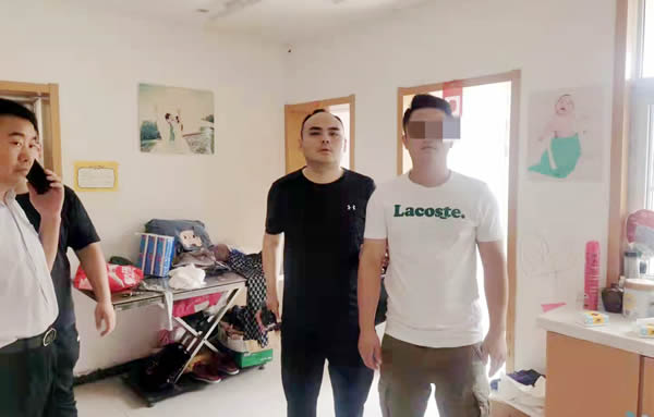 1-600
