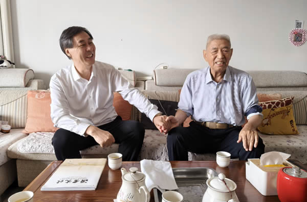4 4